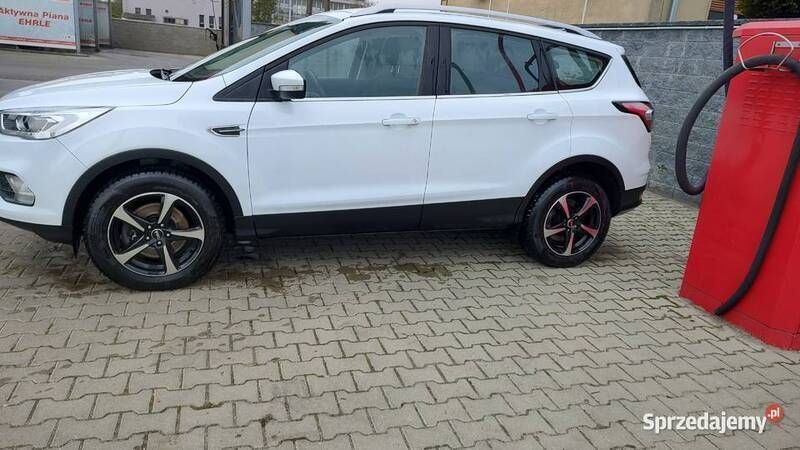 Używany 2019 Ford Kuga SUV | 65 500 zł - Obraz 1/4