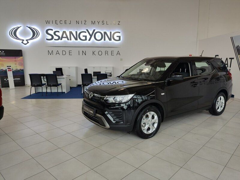 Czarny (metalik) Używany 2022 Ssangyong Tivoli SUV | 89 500 zł (Drogi) - Obraz 1/4