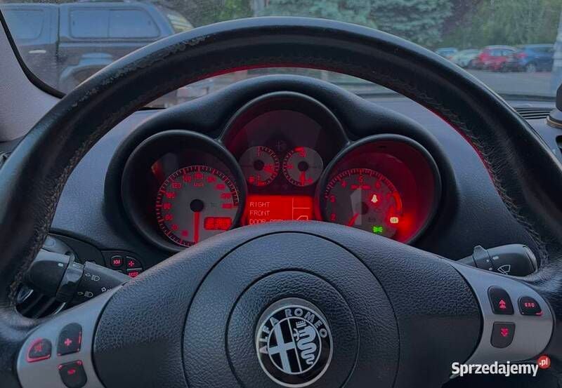 Używany Alfa Romeo GT 2006 Czarny Coupe