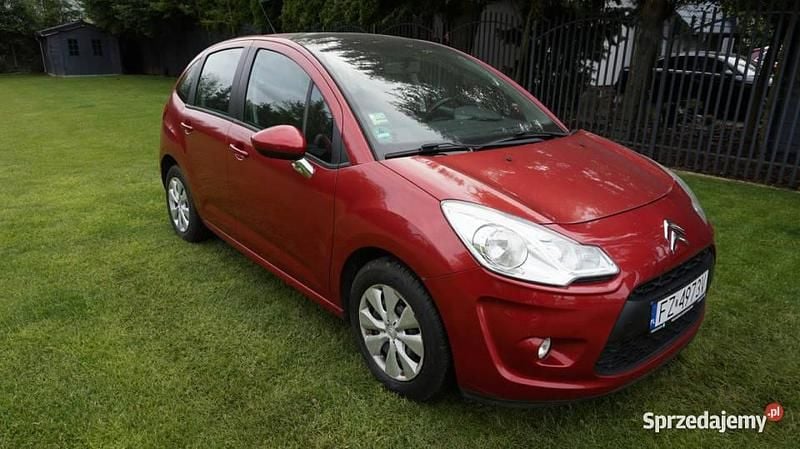 Używany Citroën C3 93 KM (68 kW) 2010 Bordowy Hatchback