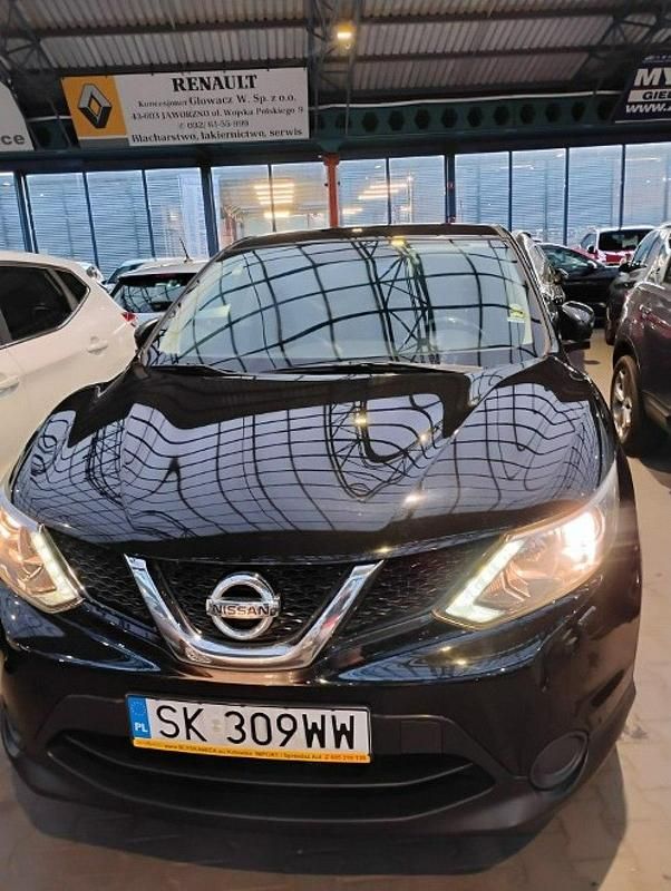 Czarny Używany 2014 Nissan Qashqai SUV | 39 800 zł (Dość drogi) - Obraz 1/4