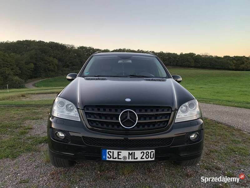 Używany Mercedes ML280 2009 Czarny SUV