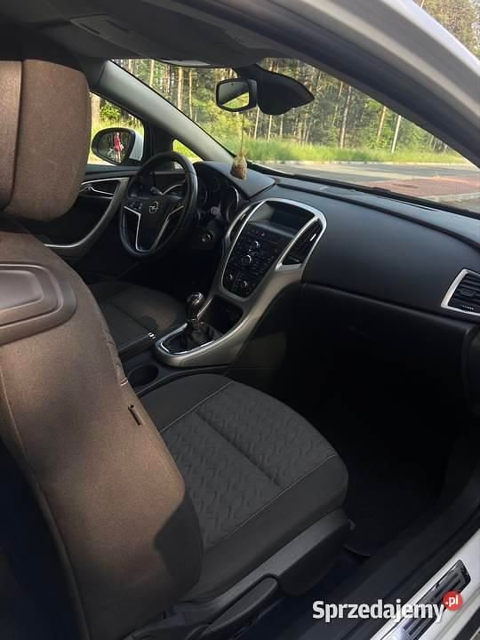 Używany Opel Astra GTC 2013 Biały Hatchback