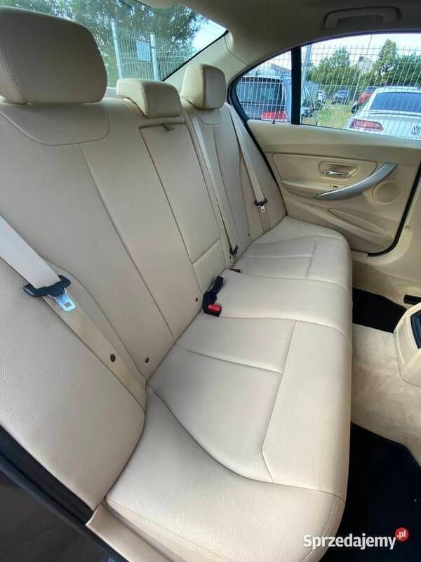 Używany BMW 320 2012 Brązowy Sedan/Limuzyna