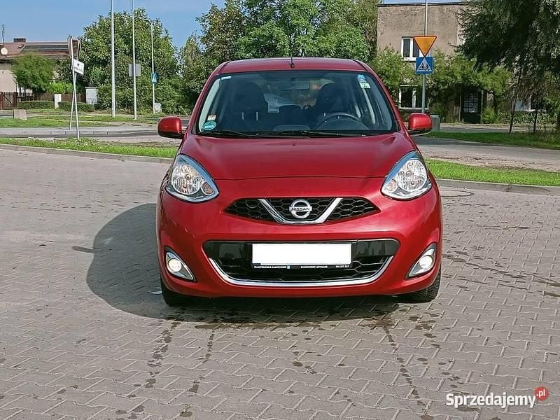 Bordowy Używany 2016 Nissan Micra Hatchback | 22 900 zł (Dobra cena) - Obraz 1/4