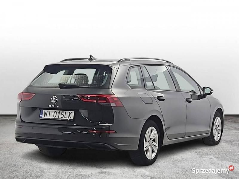 Używany VW Golf VIII Life 115 KM (84 kW) 2021 Szary Kombi