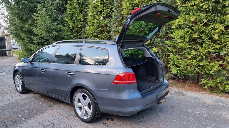 Szary Używany 2013 VW Passat Kombi | 37 600 zł (Uczciwa cena) - Obraz 1/4