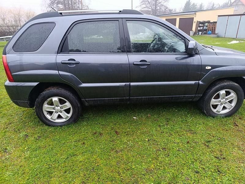 Szary Używany 2009 Kia Sportage SUV | 11 000 zł (Super Cena) - Obraz 1/4