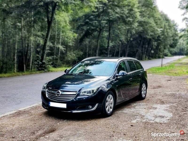 Czarny Używany 2013 Opel Insignia Kombi | 25 900 zł (Uczciwa cena) - Obraz 1/4