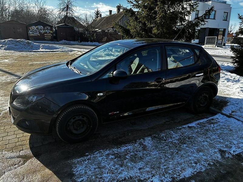 Używany Seat Ibiza 75 KM (55 kW) 2011 Czarny Hatchback