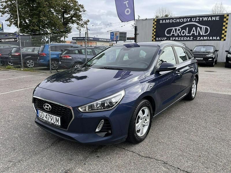Niebieski Używany 2017 Hyundai i30 Kombi | 32 999 zł (Dobra cena) - Obraz 1/4