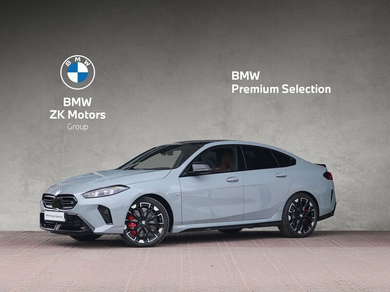 Szary brooklyn m metalizowany Używany 2025 BMW M235 Shadowline Coupe | 274 900 zł - Obraz 1/3