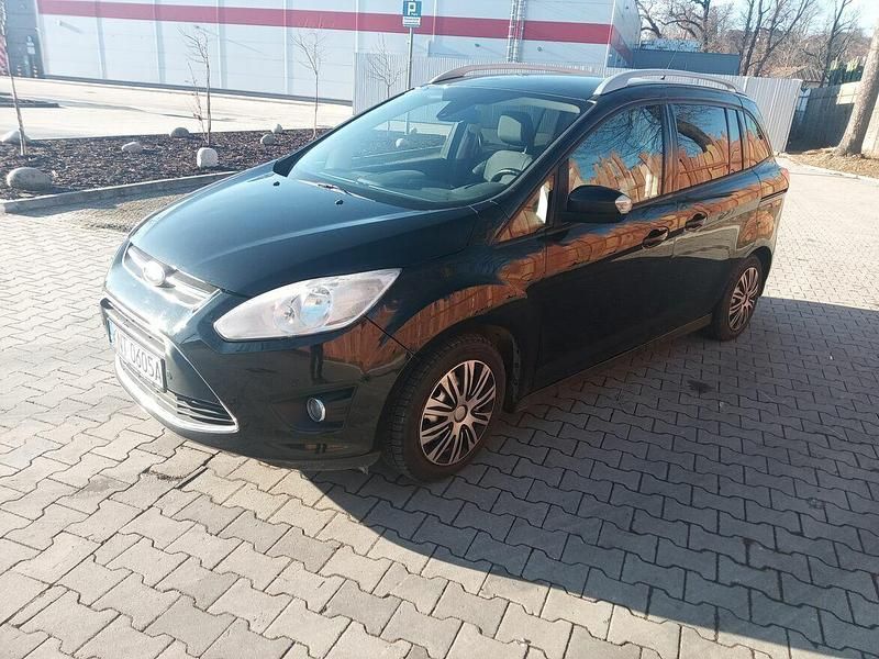 Używany Ford Grand C-Max 2014 Czarny Minivan