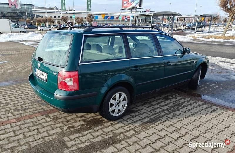 Używany VW Passat 2003 Zielony Kombi