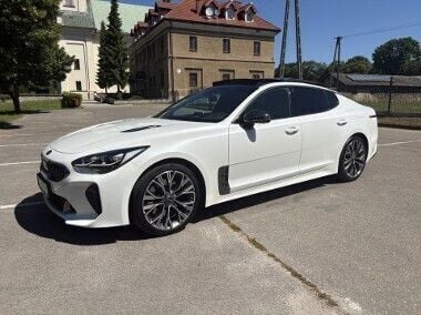 Biały Używany 2018 Kia Stinger 2 Sedan/Limuzyna | 97 900 zł - Obraz 1/4
