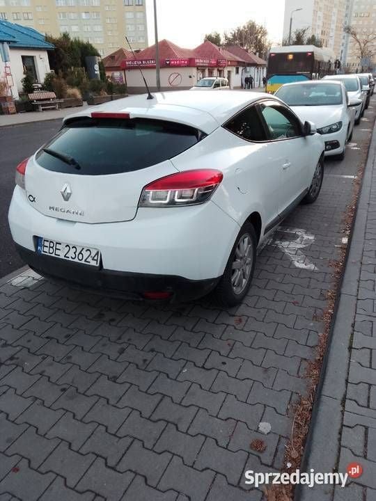 Biały Używany 2010 Renault Mégane Coupé Exception Coupe | 15 000 zł (Uczciwa cena) - Obraz 1/4