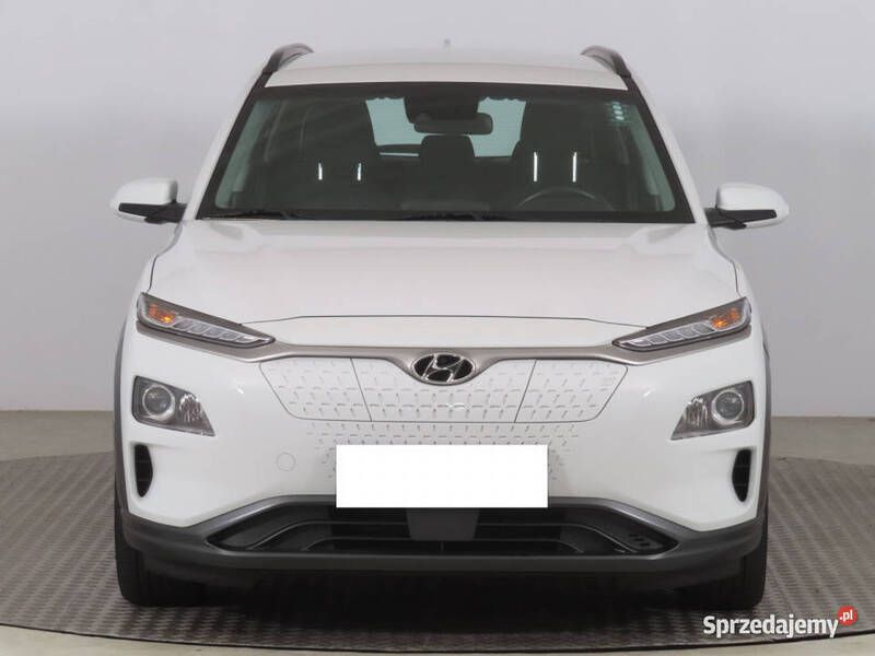 Biały Używany 2020 Hyundai Kona SUV | 68 500 zł - Obraz 1/4