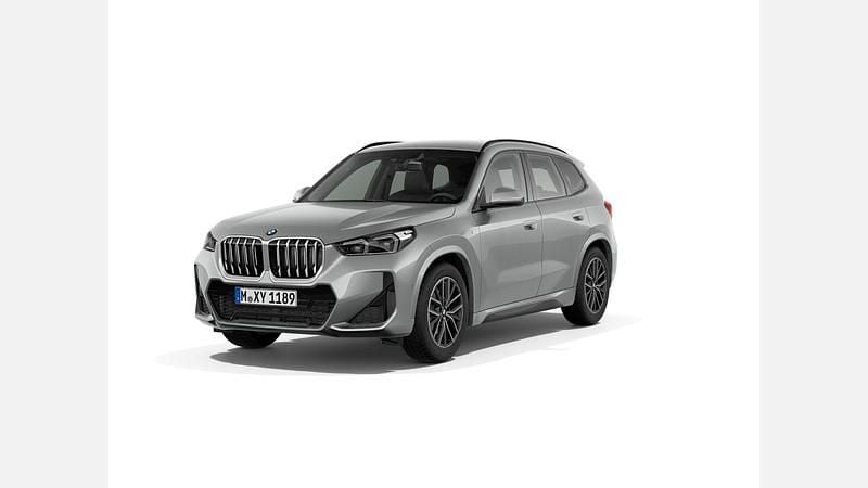Srebrny space metalizowany Używany 2024 BMW X1 Luxury Line SUV | 179 900 zł (Uczciwa cena) - Obraz 1/3