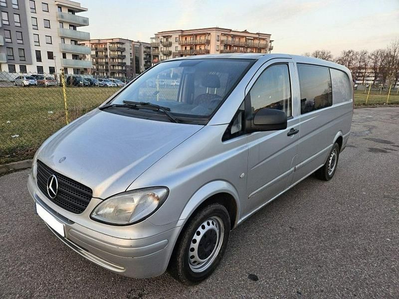 Srebrny Używany 2011 Mercedes Vito Minivan | 25 800 zł (Dość drogi) - Obraz 1/4