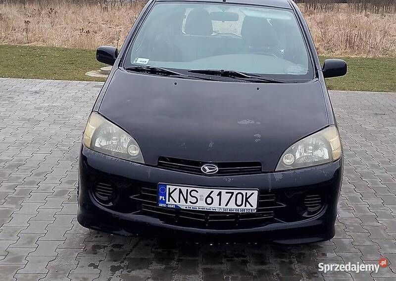 Czarny Używany 2003 Daihatsu Sirion Hatchback | 3200 zł (Uczciwa cena) - Obraz 1/3