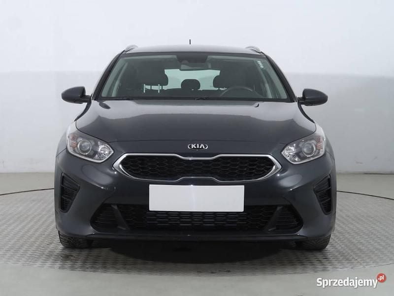 Szary Używany 2020 Kia Ceed Kombi | 40 999 zł (Dobra cena) - Obraz 1/4