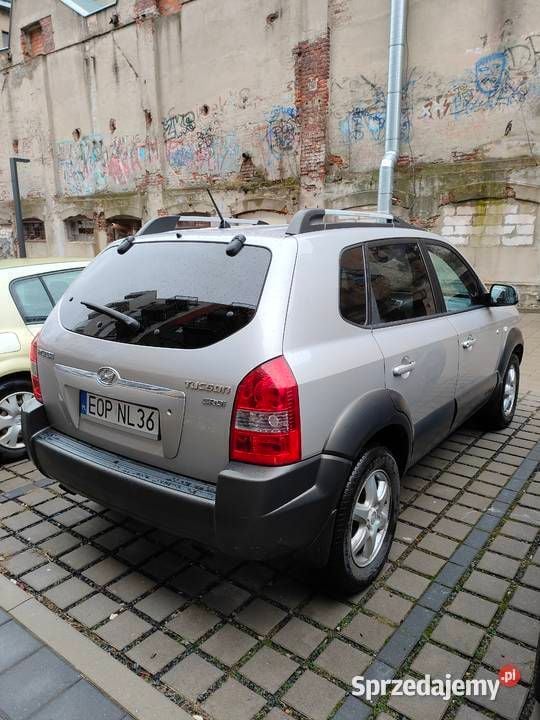 Używany Hyundai Tucson 2005 Srebrny SUV