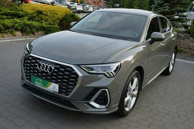 Szary Używany 2020 Audi Q3 Sportback S-Line SUV | 127 800 zł (Uczciwa cena) - Obraz 1/4