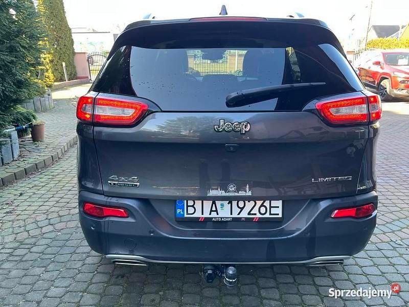 Używany Jeep Cherokee Limited 2016 Grafitowy SUV