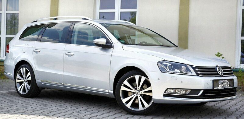 Używany VW Passat Exclusive 140 KM (102 kW) 2012 Srebrny Kombi