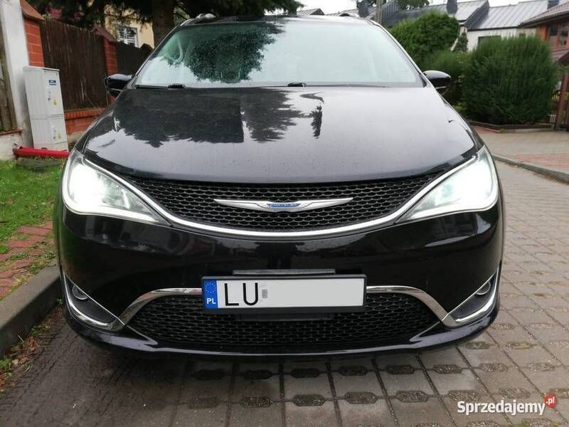 Używany 2018 Chrysler Pacifica SUV | 89 999 zł (Dość drogi) - Obraz 1/4