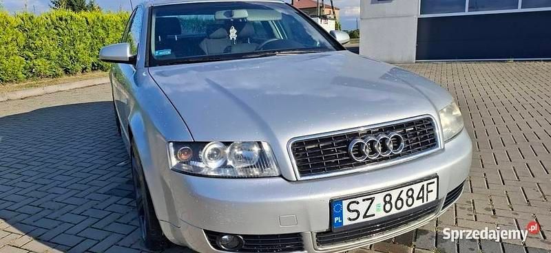 Srebrny Używany 2004 Audi A4 Sedan/Limuzyna | 6999 zł (Super Cena) - Obraz 1/4
