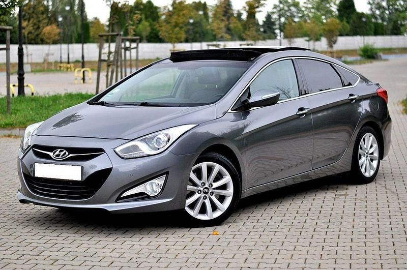 Szary (metalik, perła) Używany 2013 Hyundai i40 Sedan/Limuzyna | 33 900 zł (Uczciwa cena) - Obraz 1/4