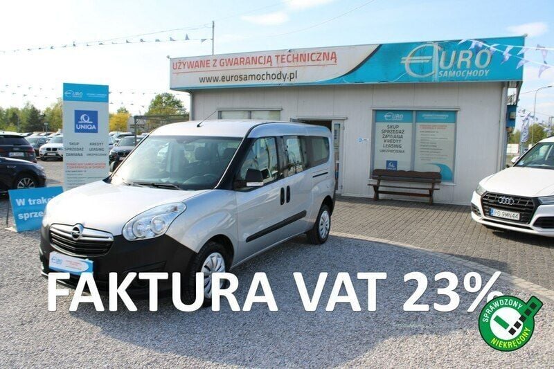 Srebrny (metalik) Używany 2016 Opel Combo Minivan | 29 186 zł (Uczciwa cena) - Obraz 1/3