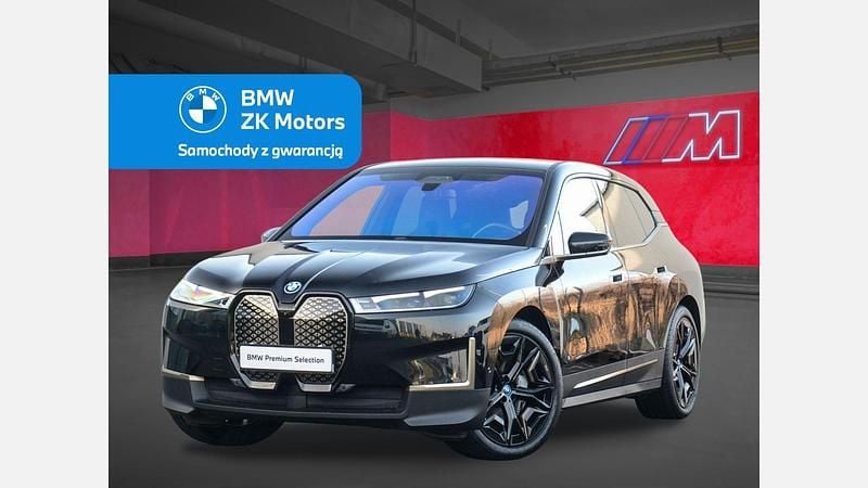 Czarny szafir metalizowany Używany 2023 BMW iX Comfort Edition SUV | 349 900 zł - Obraz 1/3