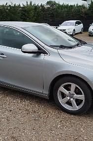 Używany Volvo V40 114 KM (83 kW) 2013 Niebieski Hatchback