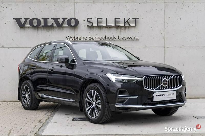 Używany Volvo XC60 349 KM (256 kW) 2024 Czarny SUV