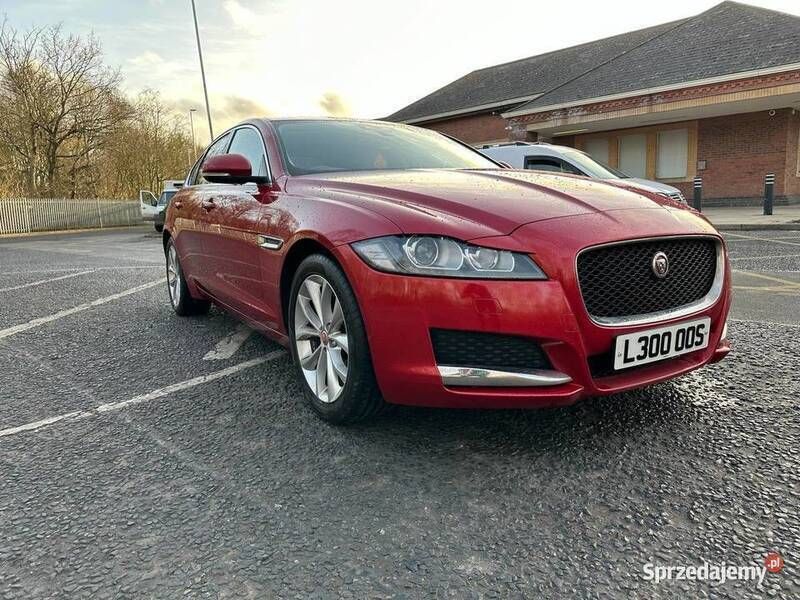 Czerwony Używany 2016 Jaguar XF Prestige Sedan/Limuzyna | 60 000 zł (Super Cena) - Obraz 1/4