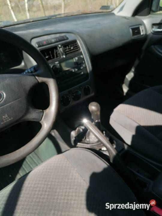 Używany 2001 Toyota Avensis | 1650 zł - Obraz 1/4