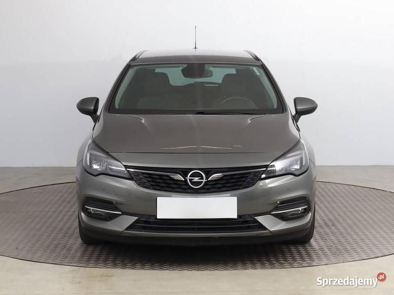 Szary Używany 2019 Opel Astra Kombi | 44 999 zł (Uczciwa cena) - Obraz 1/4