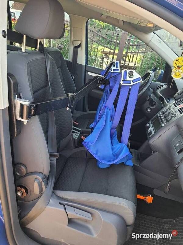 Używany 2009 VW Touran Minivan | 30 000 zł - Obraz 1/4