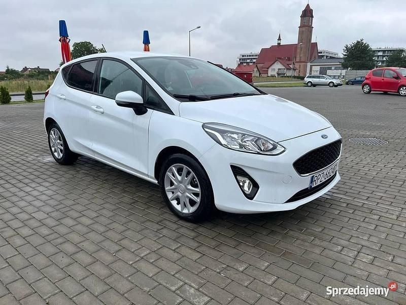 Biały Używany 2020 Ford Fiesta Hatchback | 37 500 zł (Dobra cena) - Obraz 1/4