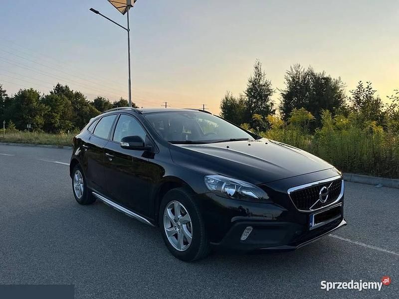 Używany 2017 Volvo V40 CC Kombi | 53 000 zł - Obraz 1/4