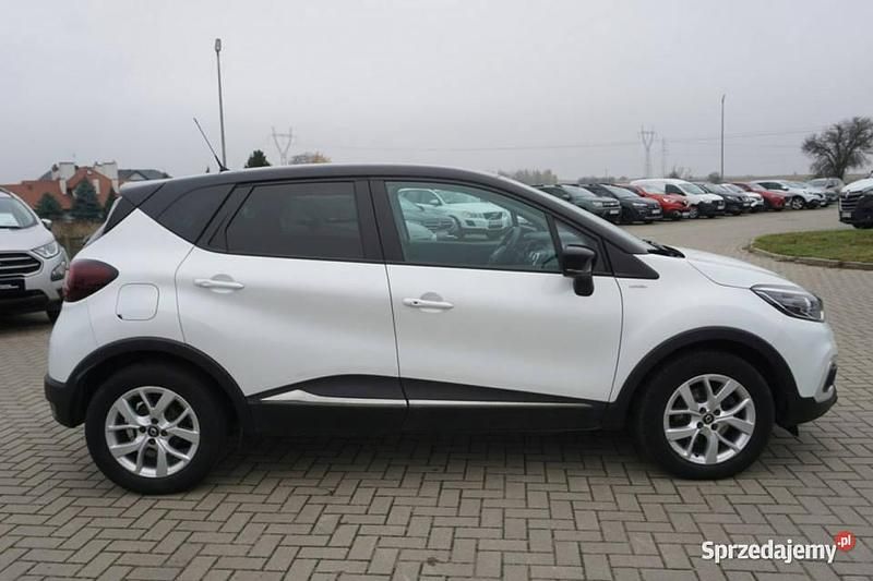 Używany Renault Captur LIMITED 130 KM (95 kW) 2019 Biały SUV