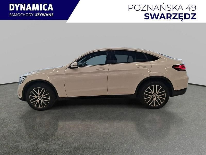Używany Mercedes GLC200 197 KM (144 kW) 2022 Biały SUV