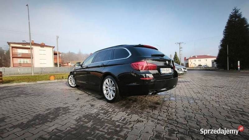 Używany 2015 BMW 520 Comfort Edition | 51 900 zł (Dobra cena) - Obraz 1/4