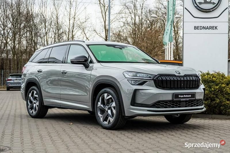 Nowe Skoda Kodiaq SportLine 2025 Szary SUV
