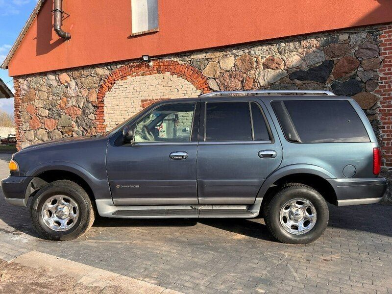 Niebieski Używany 2001 Lincoln Navigator SUV | 12 500 zł - Obraz 1/4