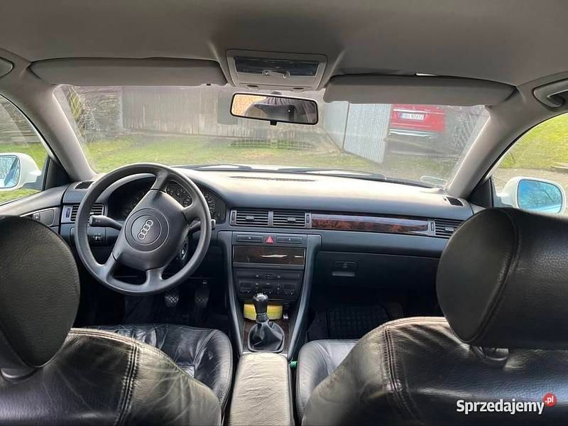 Używany Audi A6 1998 Biały Sedan/Limuzyna