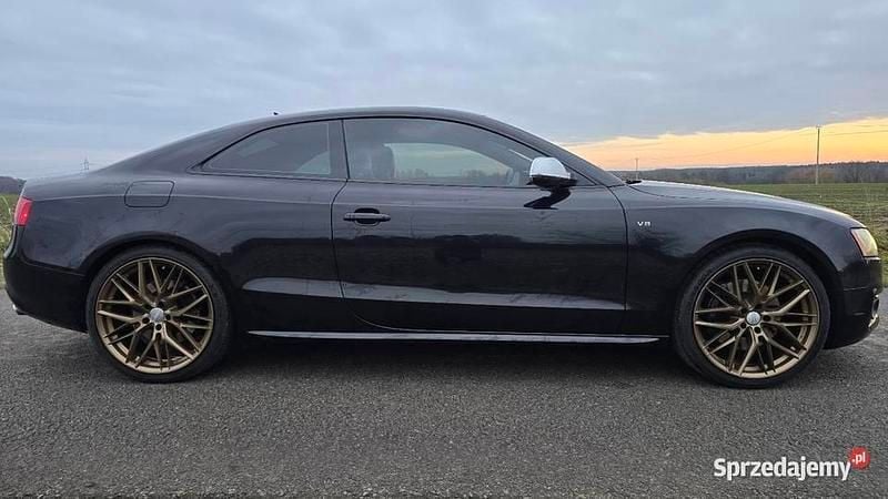 Używany Audi S5 2011 Czarny Coupe