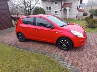Czerwony Używany 2010 Hyundai i20 | 8900 zł (Uczciwa cena) - Obraz 1/4